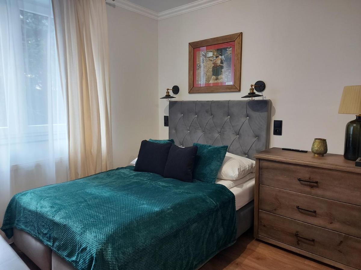4 Strony Swiata Pokoje I Apartamenty 드지비르지노 외부 사진