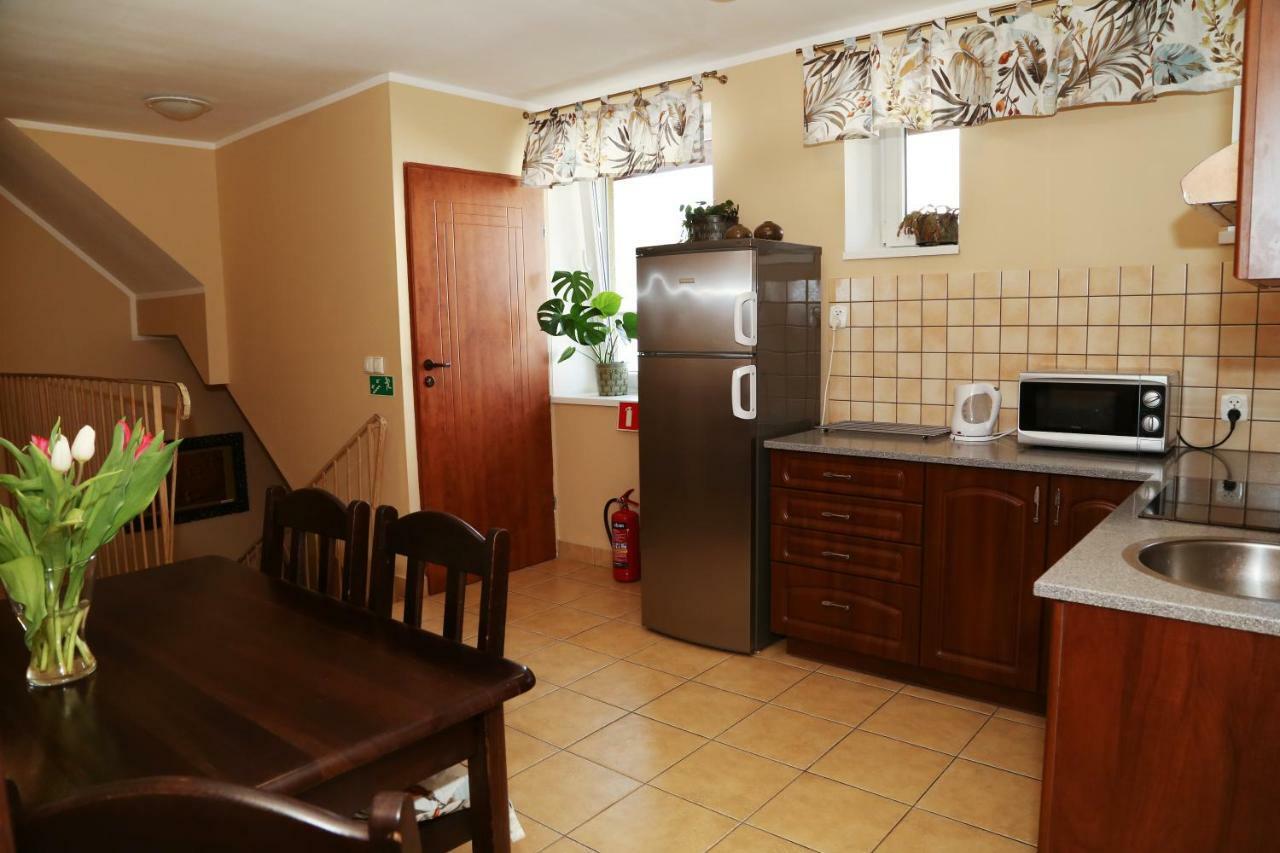 4 Strony Swiata Pokoje I Apartamenty 드지비르지노 외부 사진