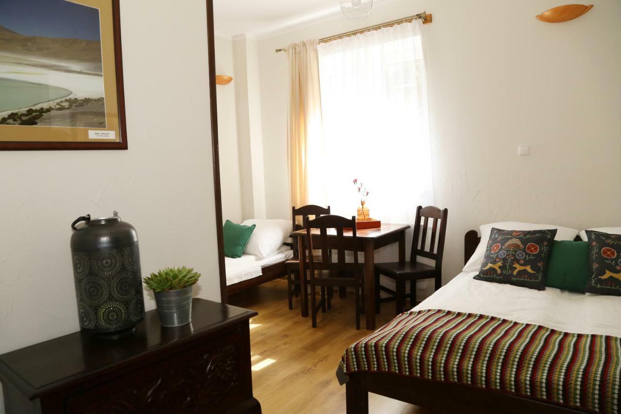 4 Strony Swiata Pokoje I Apartamenty 드지비르지노 외부 사진